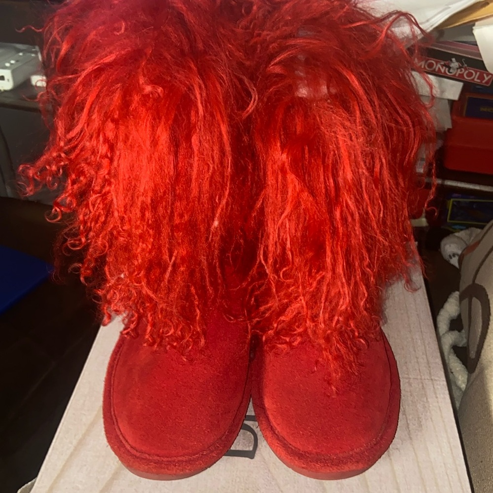 Boo Youth Red Curly Haired Boot
